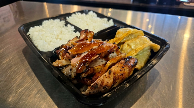 Chicken & Potstickers Combo.